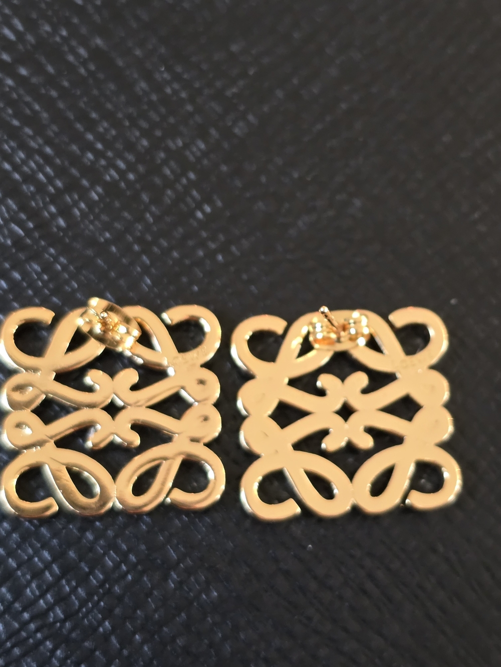 Loewe 18kgp Loewe Gold Crystal Filigree Earrings - Women Jewelry - Picture 6 of 10